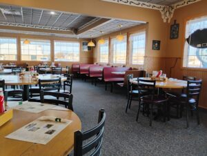 empty dining room at Norske Nook