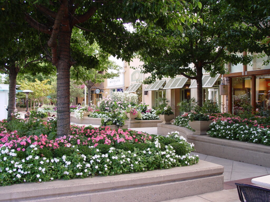 stanford shopping center in palo alto