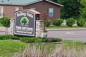 rolling oaks sign